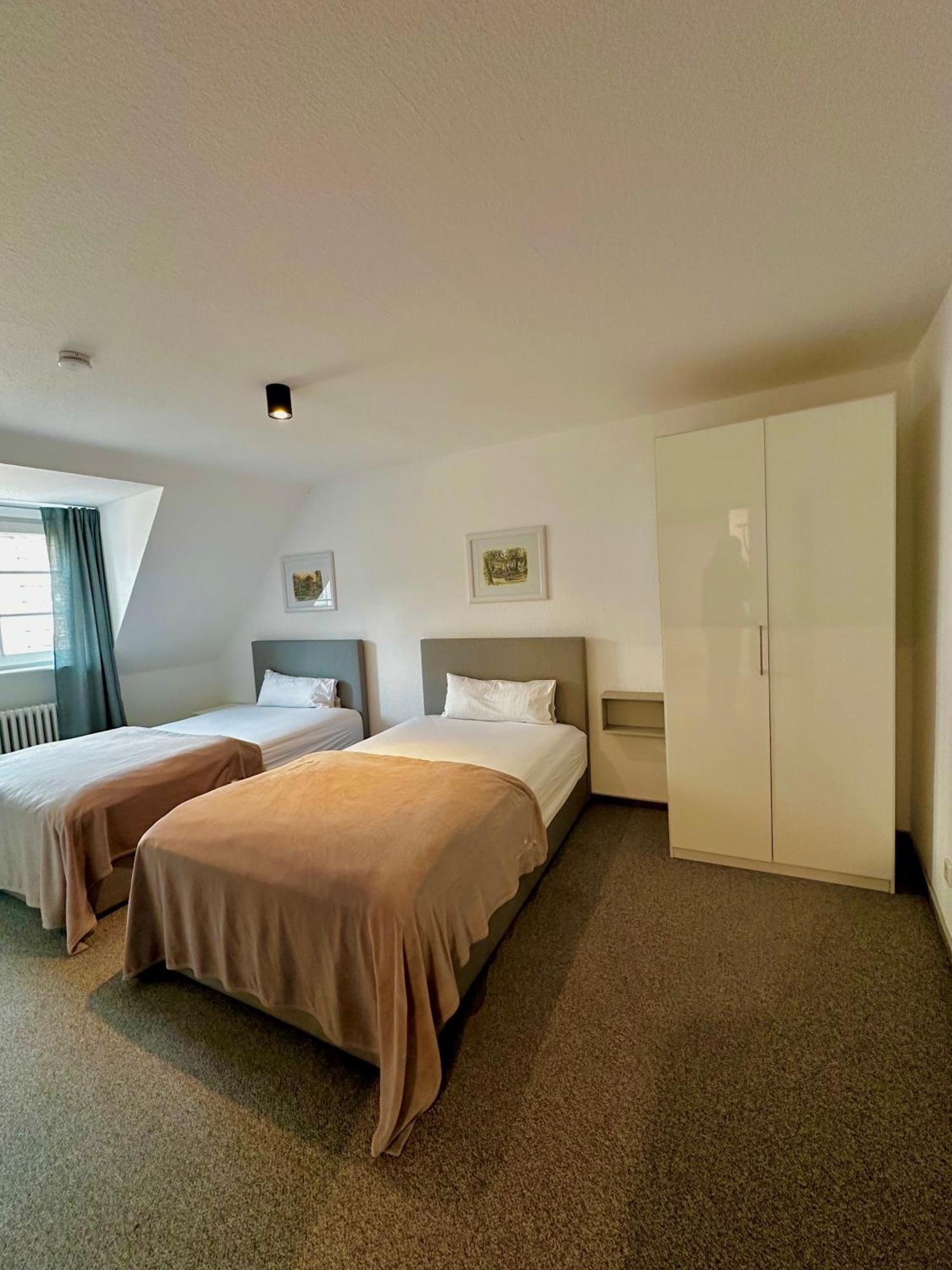 Hirsch Appartements Baden-Baden Bagian luar foto