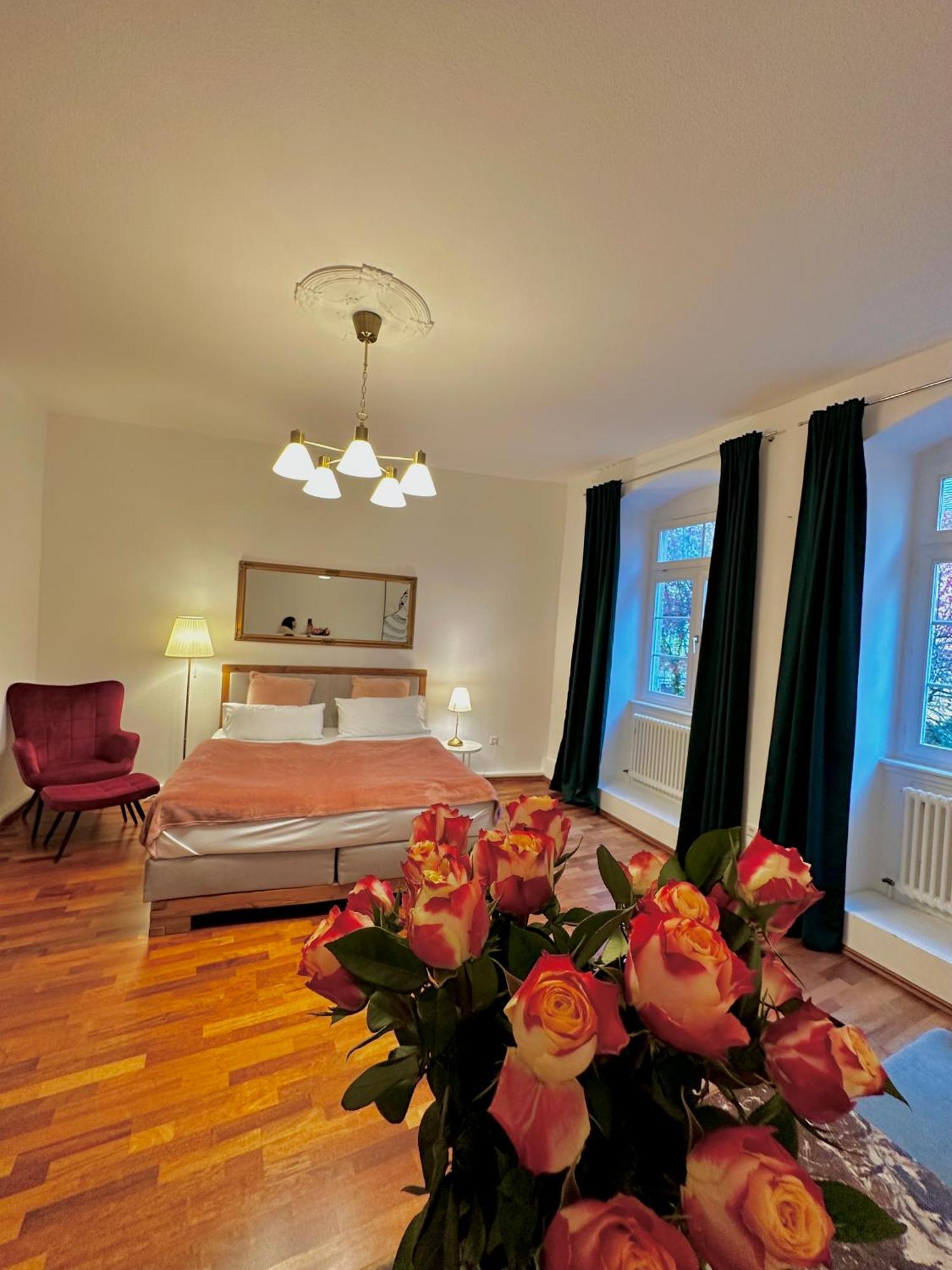 Hirsch Appartements Baden-Baden Bagian luar foto