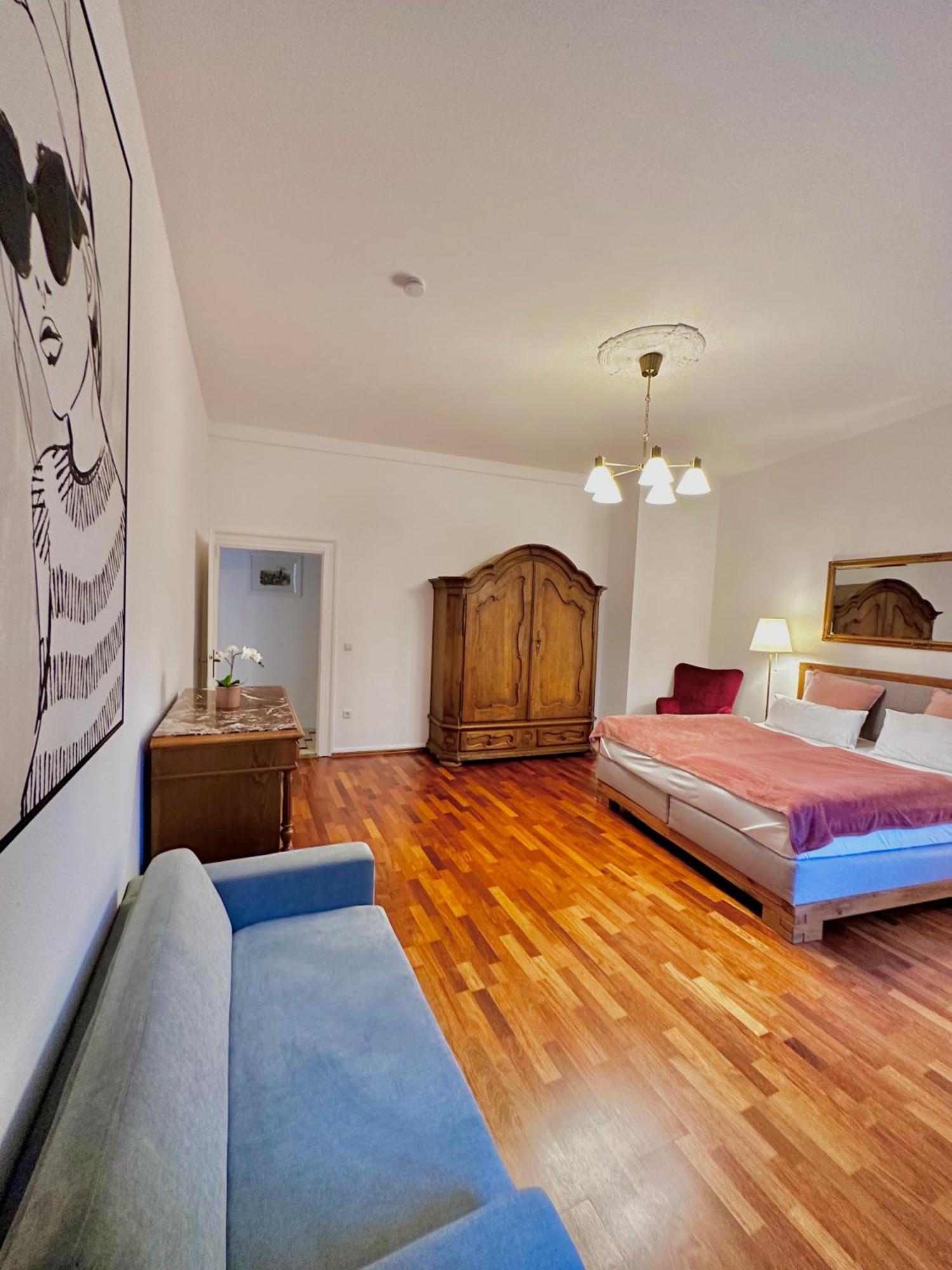 Hirsch Appartements Baden-Baden Bagian luar foto