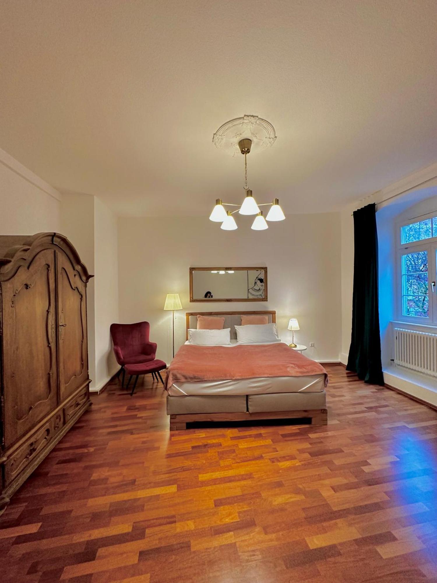 Hirsch Appartements Baden-Baden Bagian luar foto