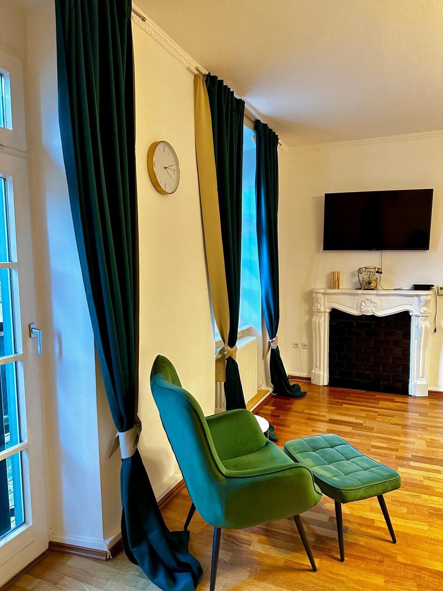 Hirsch Appartements Baden-Baden Bagian luar foto