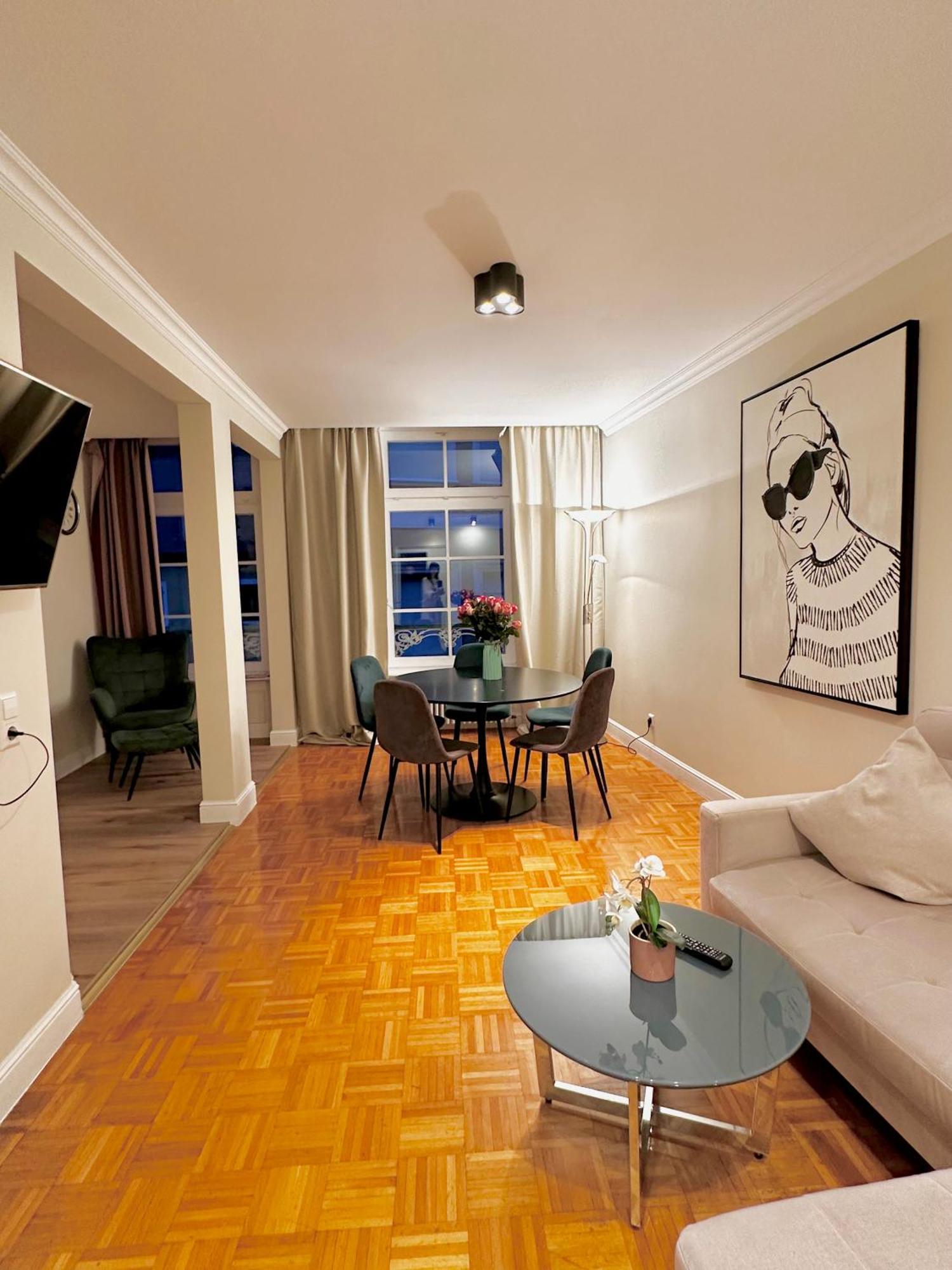 Hirsch Appartements Baden-Baden Bagian luar foto